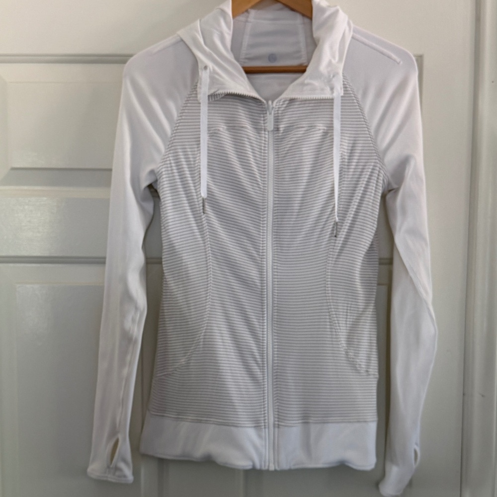 Lululemon hooded Dance Studio Jacket Rib Sleeve SZ 8 - Picture 5 of 13